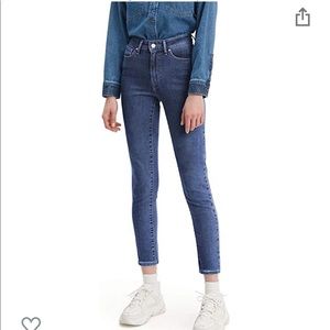 LEVI’S 721 high rise ankle skinny jean 28
